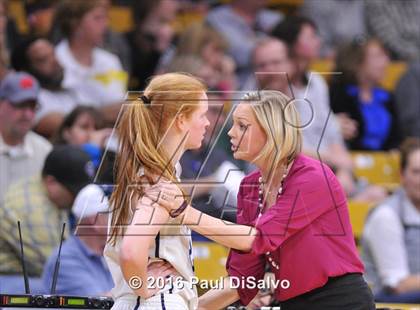 Thumbnail 1 in Evergreen vs. Valor Christian (CHSAA 4A Final) photogallery.