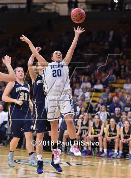 Thumbnail 2 in Evergreen vs. Valor Christian (CHSAA 4A Final) photogallery.
