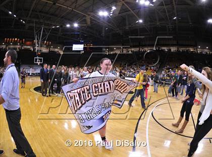 Thumbnail 1 in Evergreen vs. Valor Christian (CHSAA 4A Final) photogallery.