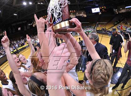 Thumbnail 2 in Evergreen vs. Valor Christian (CHSAA 4A Final) photogallery.