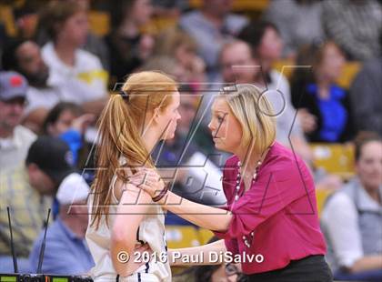 Thumbnail 3 in Evergreen vs. Valor Christian (CHSAA 4A Final) photogallery.