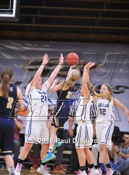 Thumbnail 1 in Evergreen vs. Valor Christian (CHSAA 4A Final) photogallery.