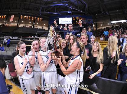 Thumbnail 3 in Evergreen vs. Valor Christian (CHSAA 4A Final) photogallery.