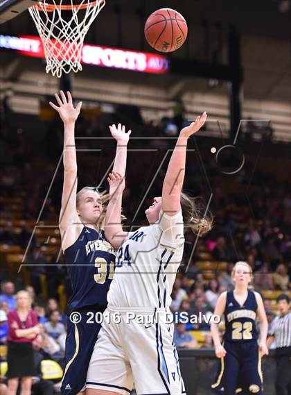Thumbnail 2 in Evergreen vs. Valor Christian (CHSAA 4A Final) photogallery.