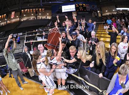 Thumbnail 2 in Evergreen vs. Valor Christian (CHSAA 4A Final) photogallery.