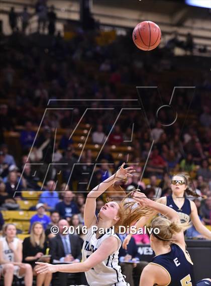 Thumbnail 1 in Evergreen vs. Valor Christian (CHSAA 4A Final) photogallery.