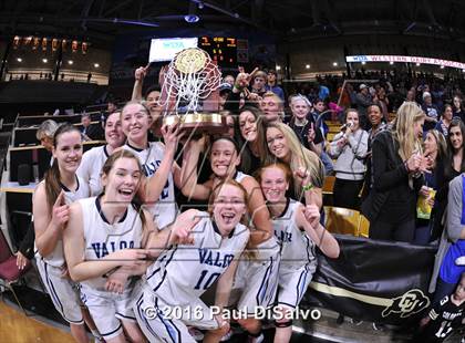 Thumbnail 2 in Evergreen vs. Valor Christian (CHSAA 4A Final) photogallery.