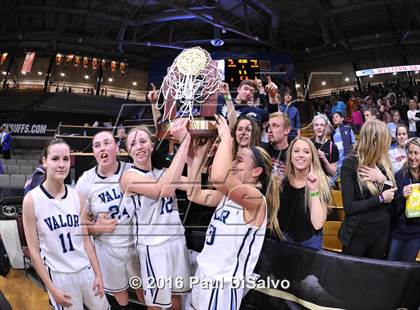Thumbnail 2 in Evergreen vs. Valor Christian (CHSAA 4A Final) photogallery.
