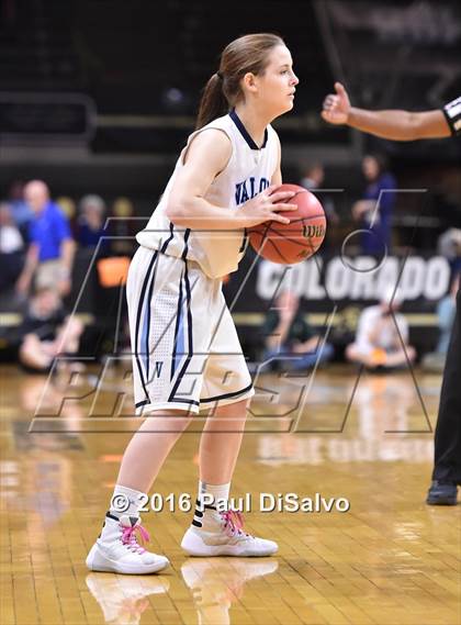 Thumbnail 1 in Evergreen vs. Valor Christian (CHSAA 4A Final) photogallery.