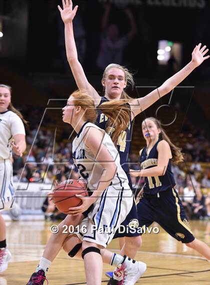 Thumbnail 3 in Evergreen vs. Valor Christian (CHSAA 4A Final) photogallery.
