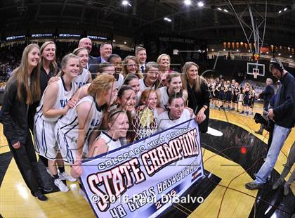 Thumbnail 3 in Evergreen vs. Valor Christian (CHSAA 4A Final) photogallery.