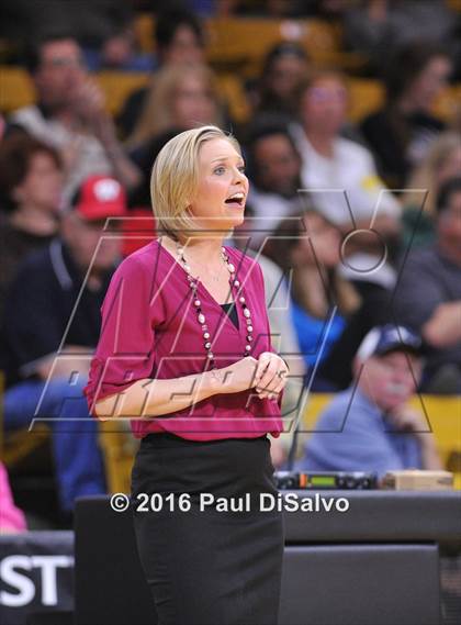Thumbnail 1 in Evergreen vs. Valor Christian (CHSAA 4A Final) photogallery.