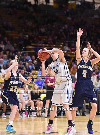 Thumbnail 2 in Evergreen vs. Valor Christian (CHSAA 4A Final) photogallery.