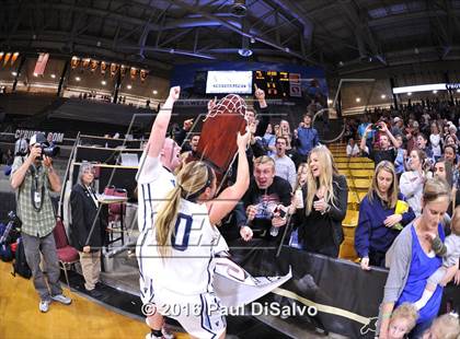 Thumbnail 2 in Evergreen vs. Valor Christian (CHSAA 4A Final) photogallery.