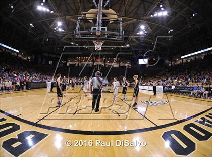Thumbnail 3 in Evergreen vs. Valor Christian (CHSAA 4A Final) photogallery.