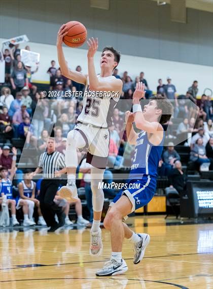 Thumbnail 1 in Fayetteville vs. McMullen County (UIL 3A Area Playoffs) photogallery.