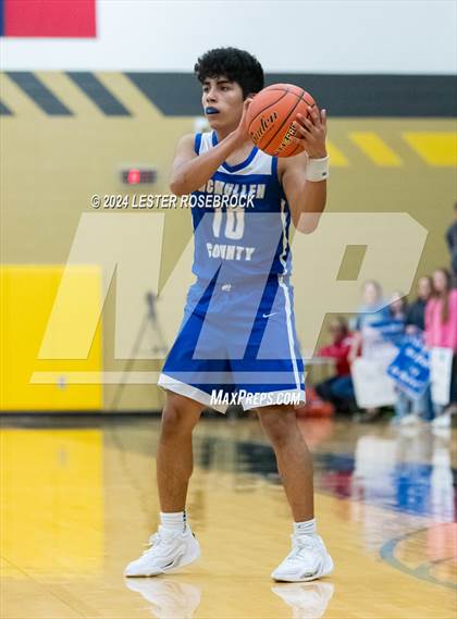 Thumbnail 3 in Fayetteville vs. McMullen County (UIL 3A Area Playoffs) photogallery.