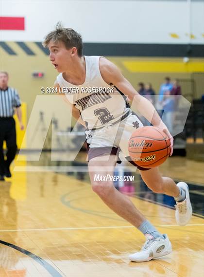 Thumbnail 3 in Fayetteville vs. McMullen County (UIL 3A Area Playoffs) photogallery.