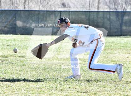 Thumbnail 2 in Mora vs. Clayton photogallery.