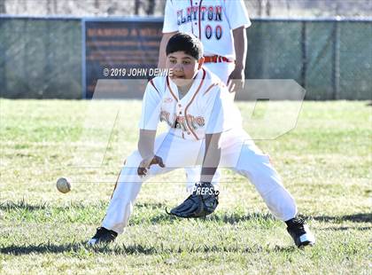 Thumbnail 1 in Mora vs. Clayton photogallery.