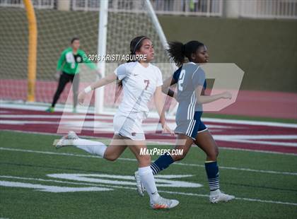 Thumbnail 1 in Mater Dei Catholic vs. Paloma Valley (CIF SoCal Regional D5 1st Round) photogallery.