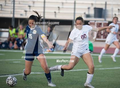 Thumbnail 3 in Mater Dei Catholic vs. Paloma Valley (CIF SoCal Regional D5 1st Round) photogallery.