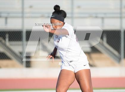 Thumbnail 3 in Mater Dei Catholic vs. Paloma Valley (CIF SoCal Regional D5 1st Round) photogallery.