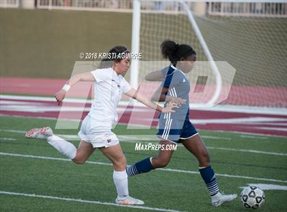 Thumbnail 2 in Mater Dei Catholic vs. Paloma Valley (CIF SoCal Regional D5 1st Round) photogallery.
