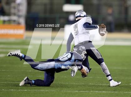 Thumbnail 2 in Valley Christian vs. Madison (CIF State Division 2–AA Final) photogallery.