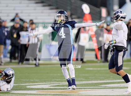 Thumbnail 3 in Valley Christian vs. Madison (CIF State Division 2–AA Final) photogallery.