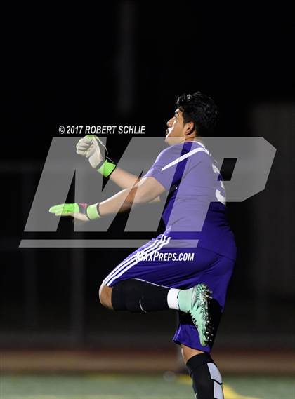 Thumbnail 1 in Le Grand vs. Cristo Rey (CIF SJS D7 Final) photogallery.