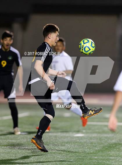 Thumbnail 3 in Le Grand vs. Cristo Rey (CIF SJS D7 Final) photogallery.