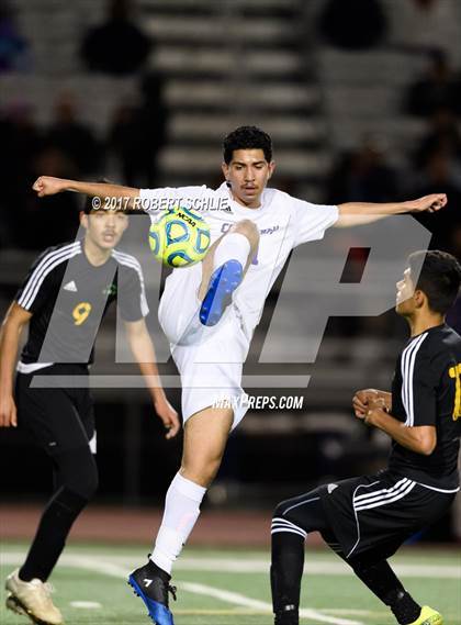 Thumbnail 2 in Le Grand vs. Cristo Rey (CIF SJS D7 Final) photogallery.