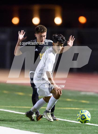 Thumbnail 2 in Le Grand vs. Cristo Rey (CIF SJS D7 Final) photogallery.