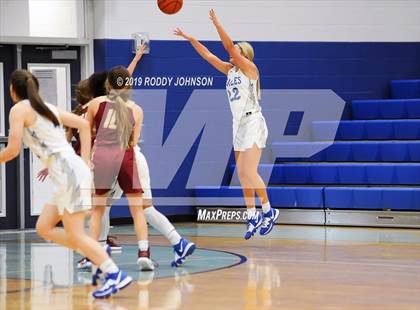Thumbnail 2 in Barbers Hill vs. Cypress Woods (McDonald's Texas Invitational) photogallery.