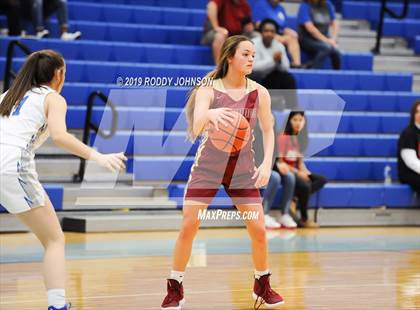 Thumbnail 3 in Barbers Hill vs. Cypress Woods (McDonald's Texas Invitational) photogallery.