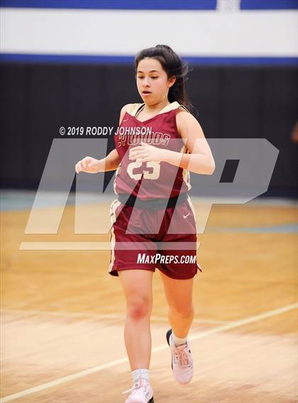 Thumbnail 3 in Barbers Hill vs. Cypress Woods (McDonald's Texas Invitational) photogallery.