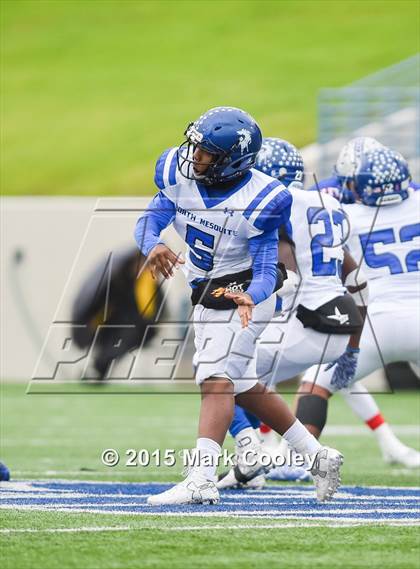 Thumbnail 2 in Westlake vs. North Mesquite (UIL 6A D1 Regional) photogallery.