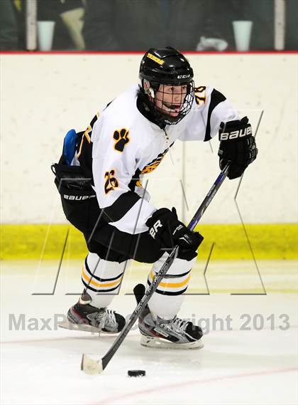 Thumbnail 2 in Branford @ Daniel Hand photogallery.