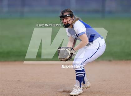 Thumbnail 3 in Blackhawk @ Ellwood City photogallery.