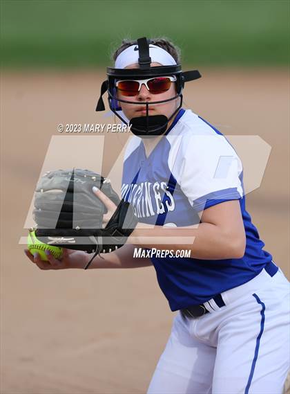 Thumbnail 1 in Blackhawk @ Ellwood City photogallery.
