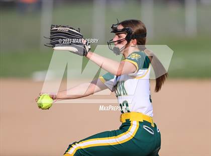 Thumbnail 1 in Blackhawk @ Ellwood City photogallery.