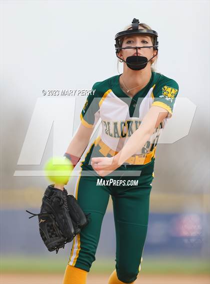 Thumbnail 3 in Blackhawk @ Ellwood City photogallery.