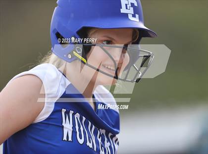 Thumbnail 3 in Blackhawk @ Ellwood City photogallery.