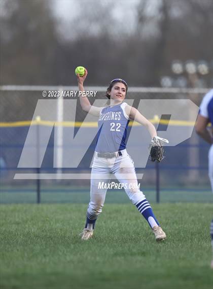 Thumbnail 3 in Blackhawk @ Ellwood City photogallery.