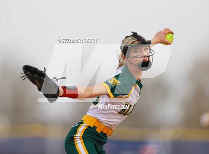 Thumbnail 2 in Blackhawk @ Ellwood City photogallery.