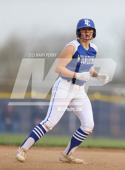 Thumbnail 3 in Blackhawk @ Ellwood City photogallery.