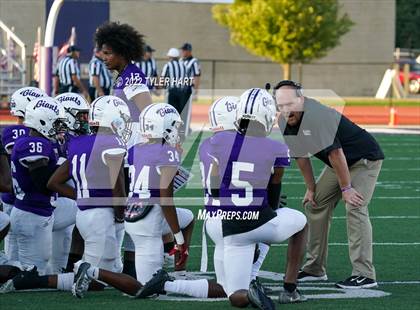Thumbnail 3 in Center Grove @ Ben Davis photogallery.