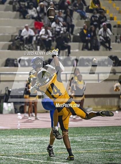 Thumbnail 1 in Lithonia vs. Centennial (GHSA AAAA 2nd Round) photogallery.