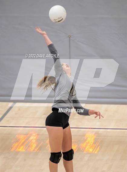 Thumbnail 2 in Dixie vs. Bonneville (Rocky Mountain Champions Classic) photogallery.